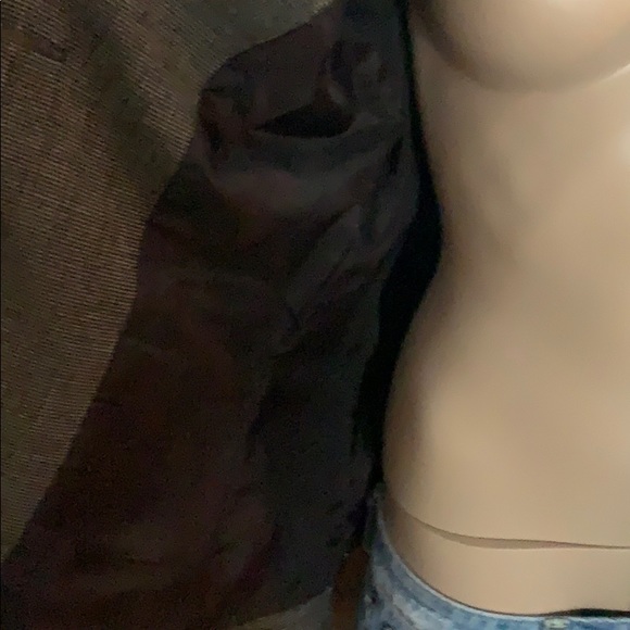 BNWOT! Brown Tahari Blazer! Trending street style! - Picture 6 of 8